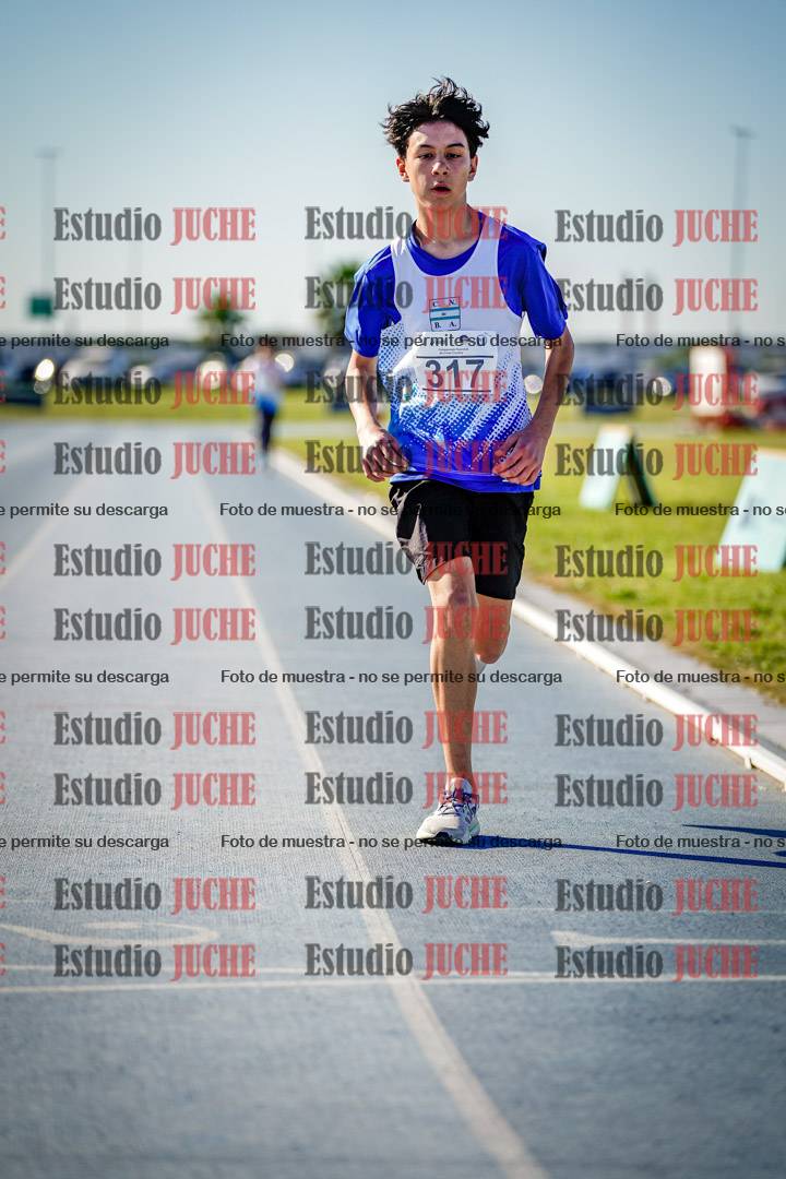 Fotos de los 2000 m llanos de varones