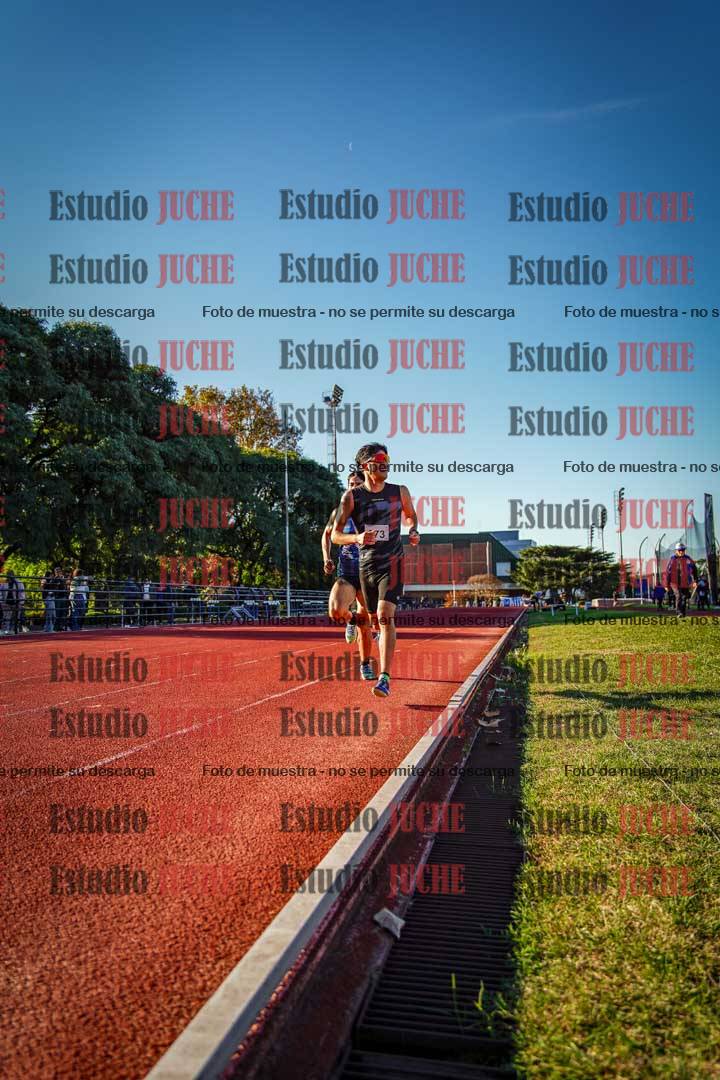 Fotos de los 3000 m llanos de varones