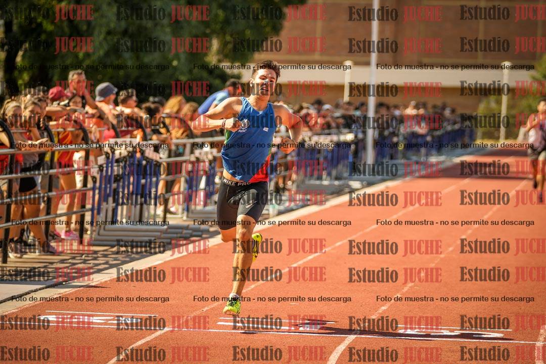 Fotos de los 400 m llanos de varones