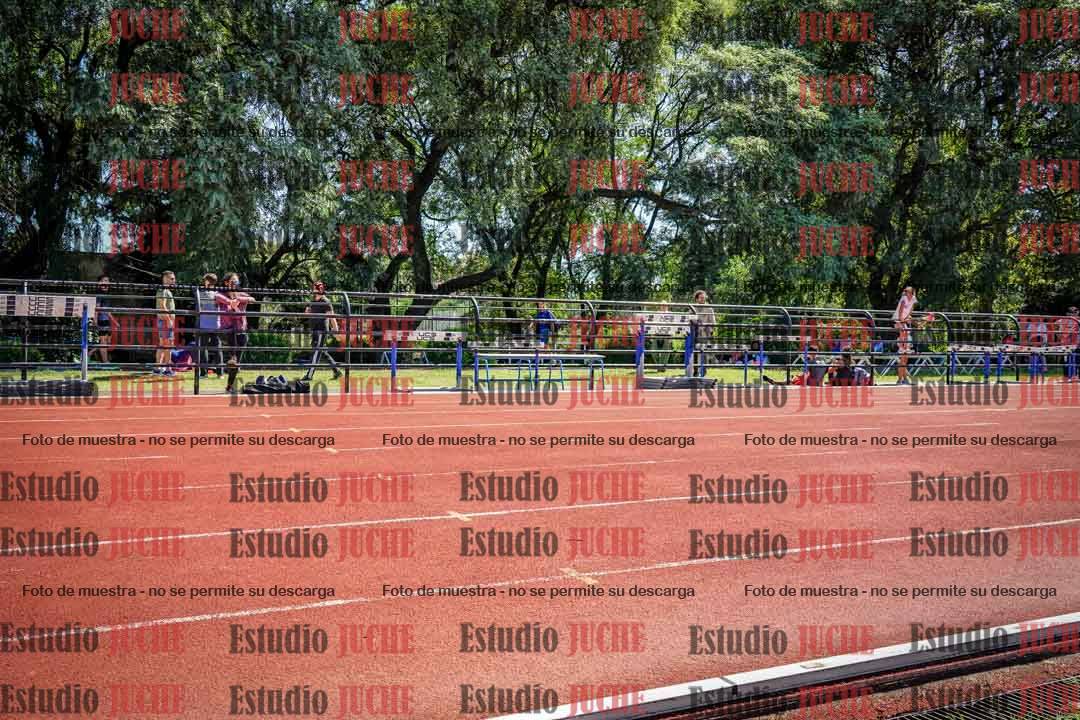 Fotos de los 100 m llanos de varones