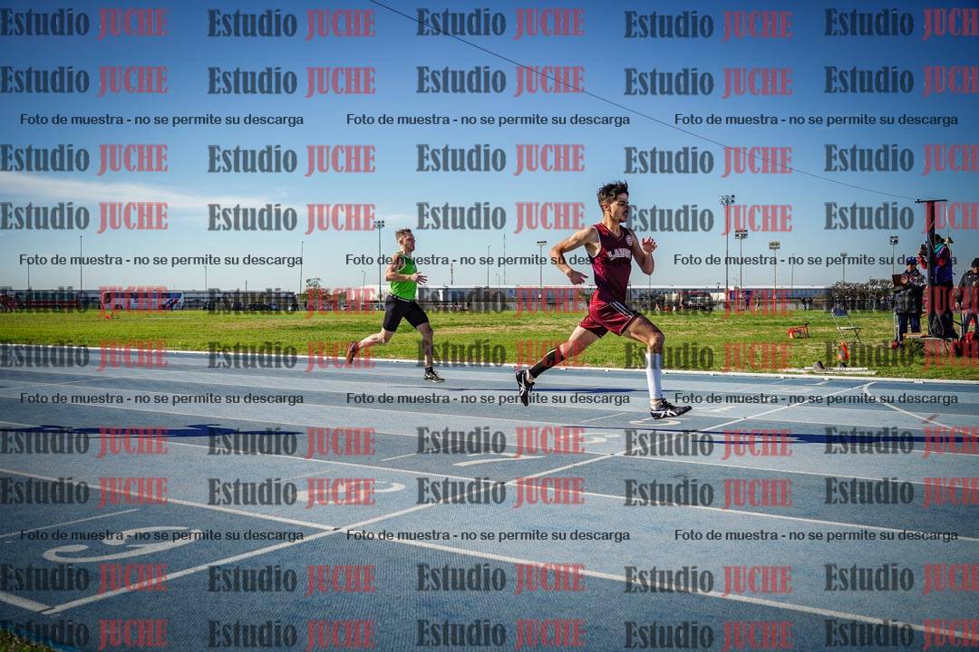 Fotos de los 400 m llanos de varones