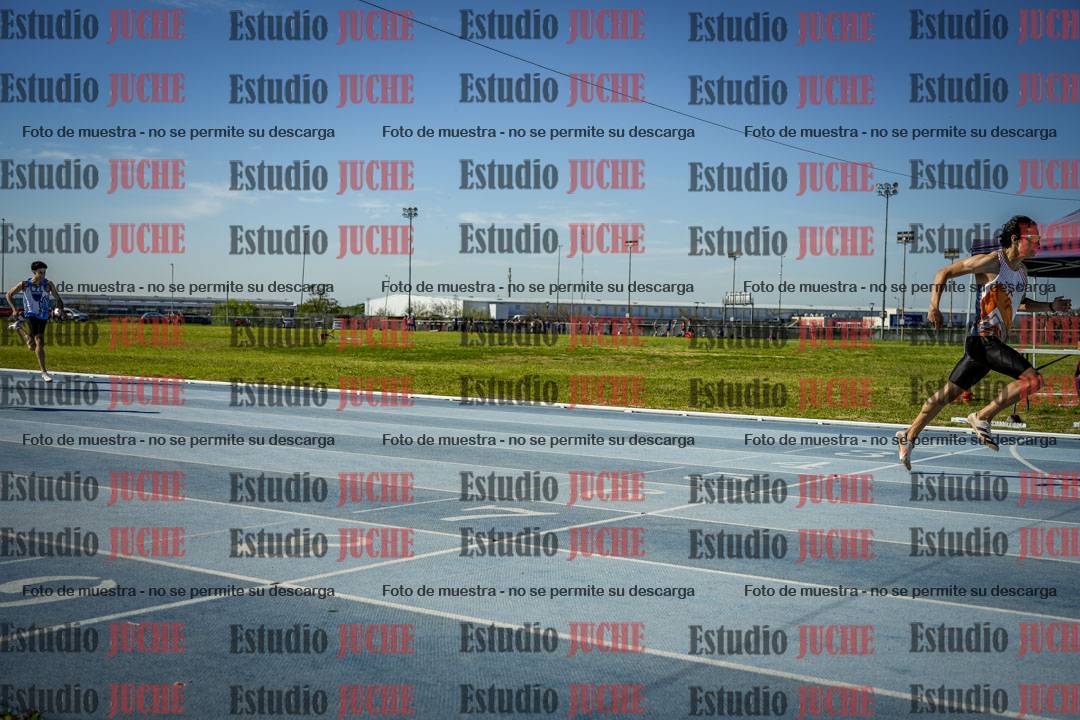Fotos de los 400 m llanos de varones
