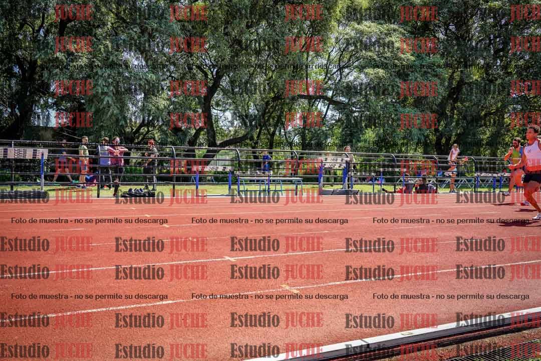 Fotos de los 100 m llanos de varones