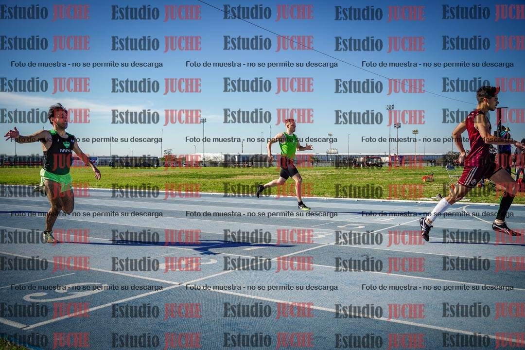 Fotos de los 400 m llanos de varones