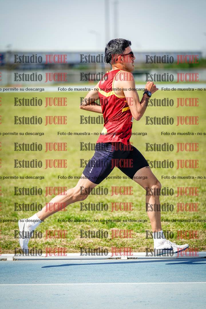 Fotos de los 3000 m llanos de varones