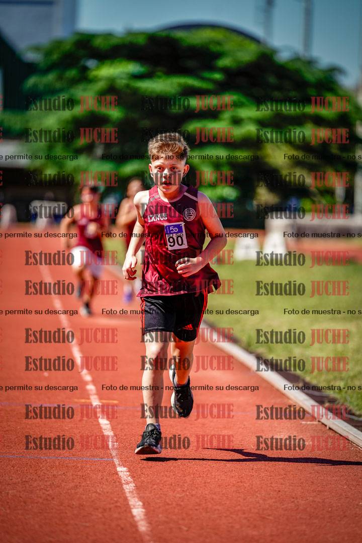 Fotos de los 1000 m llanos de varones