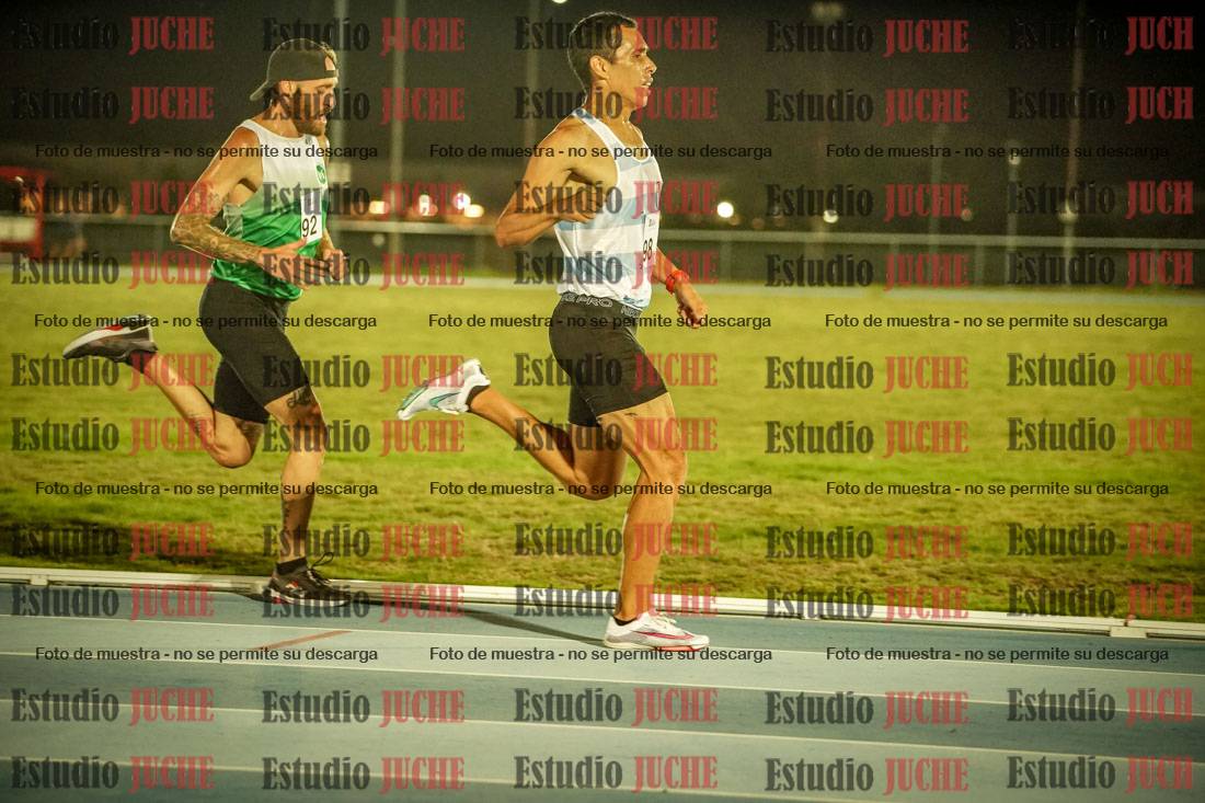 Fotos de los 3000 m llanos de varones