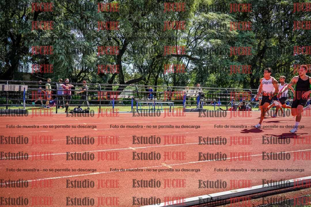 Fotos de los 100 m llanos de varones
