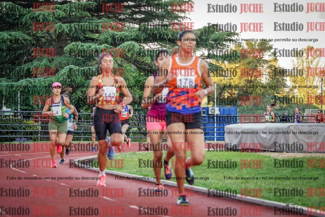 Fotos de los 1500 m llanos de mujeres