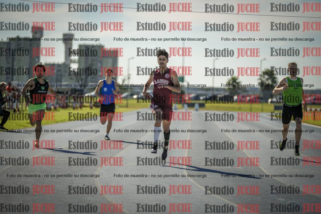 Fotos de los 400 m llanos de varones