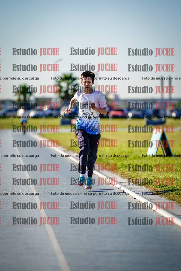 Fotos de los 2000 m llanos de varones
