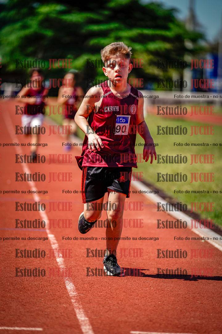 Fotos de los 1000 m llanos de varones