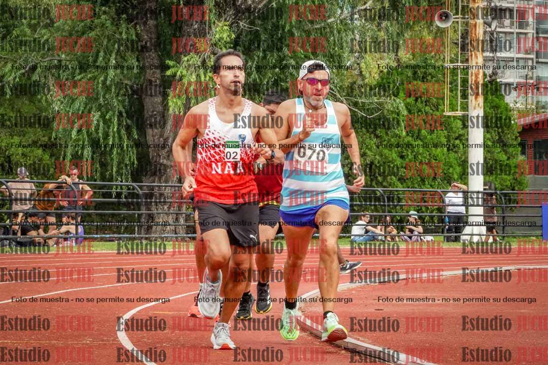 Fotos de los 3000 m llanos de varones