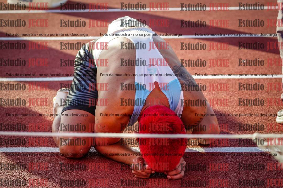 Fotos de algunos extras y podios del día 2