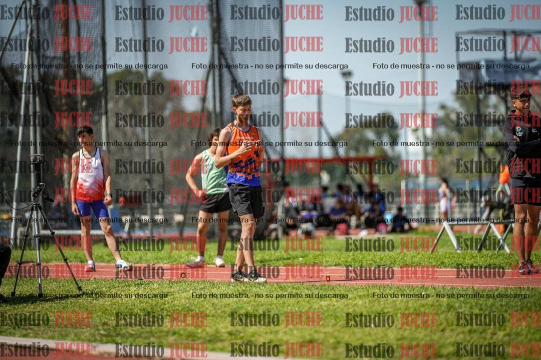 Fotos del salto en largo de varones - (incluye octatlón)