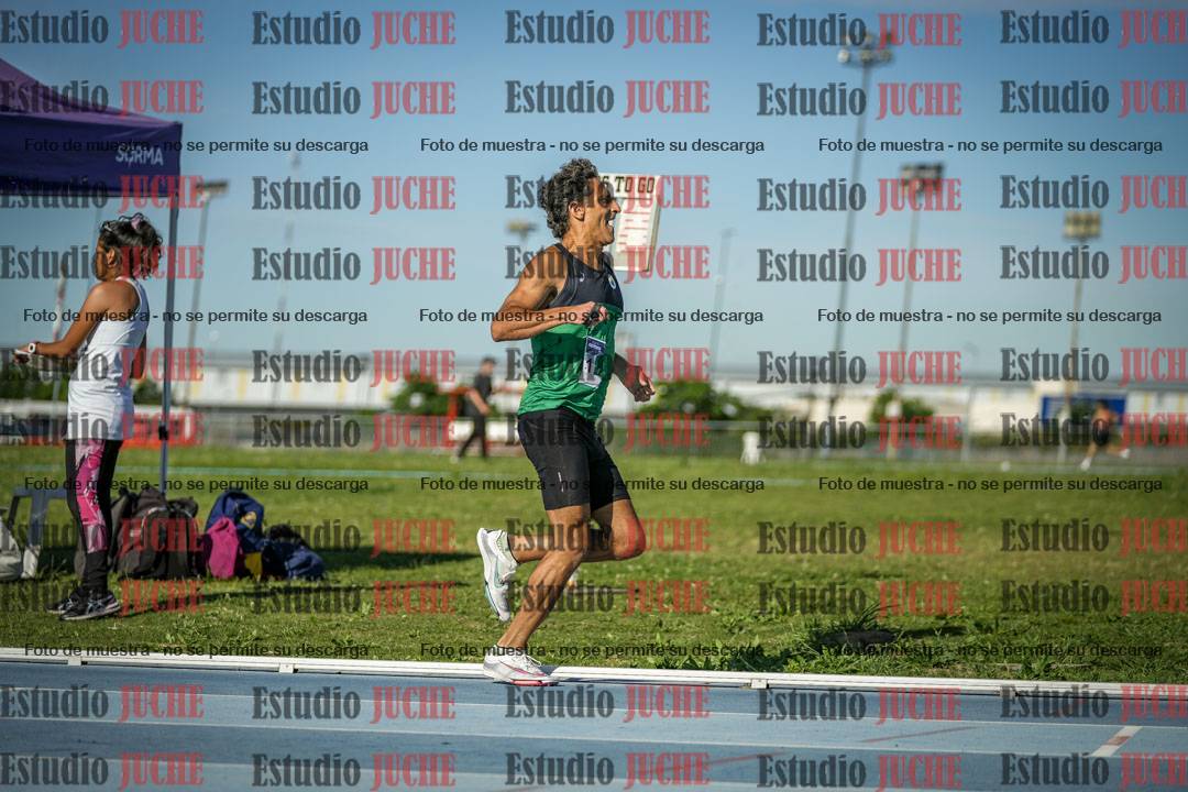 Fotos de los 1500 m llanos de varones