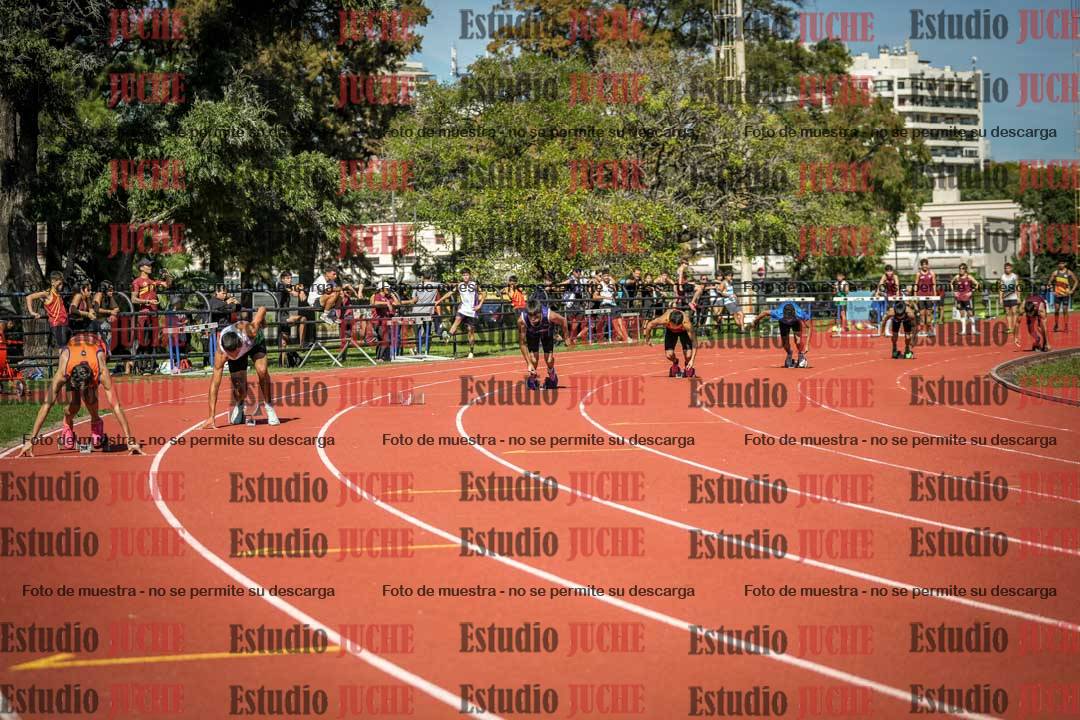 Fotos de los 200 m llanos de varones