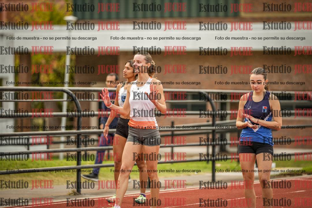 Fotos de los 100 m llanos de mujeres - FINAL