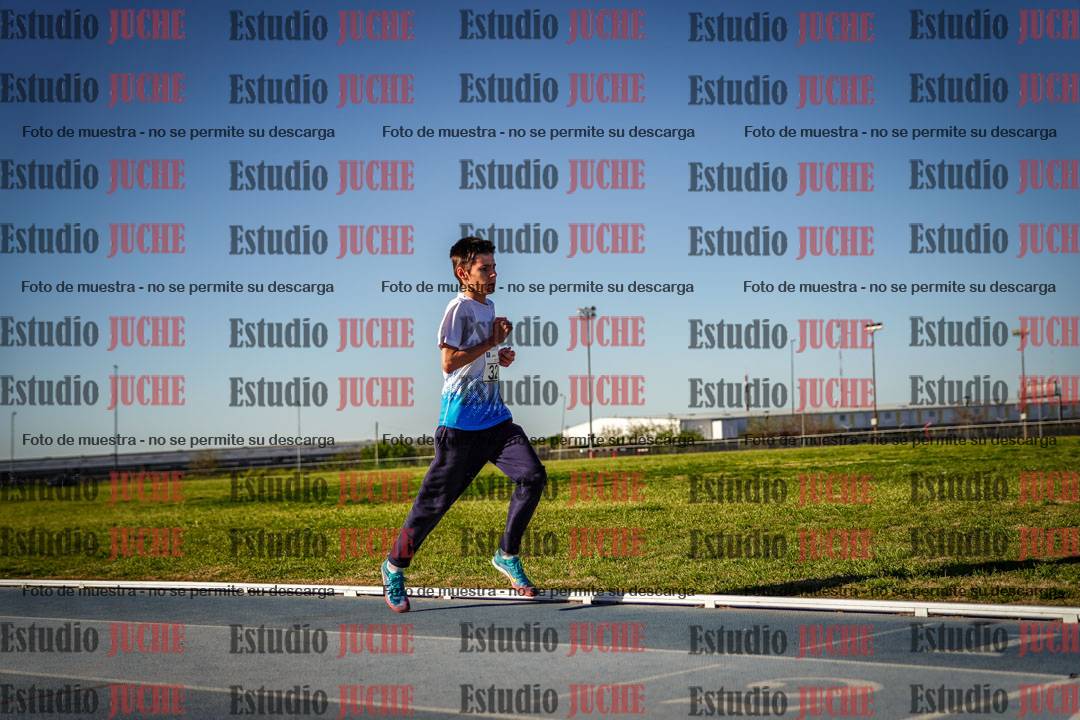 Fotos de los 2000 m llanos de varones