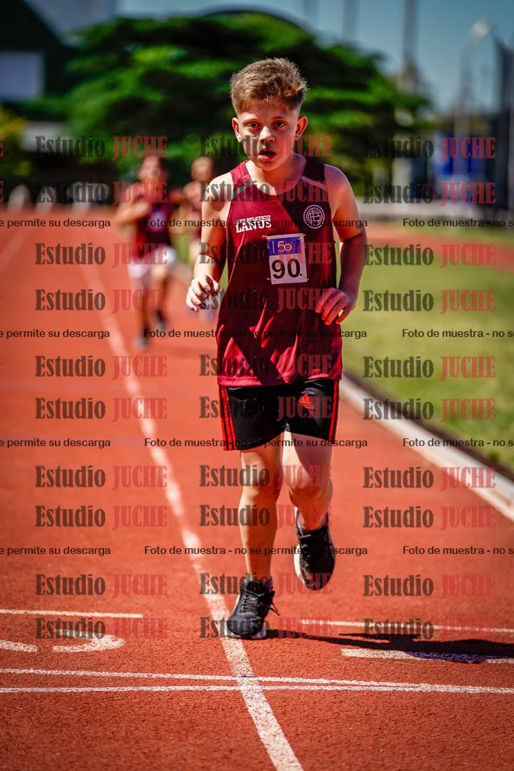 Fotos de los 1000 m llanos de varones