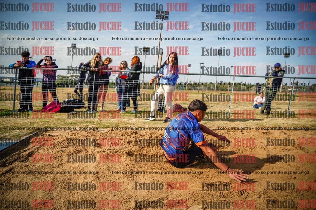 Fotos del salto triple de varones