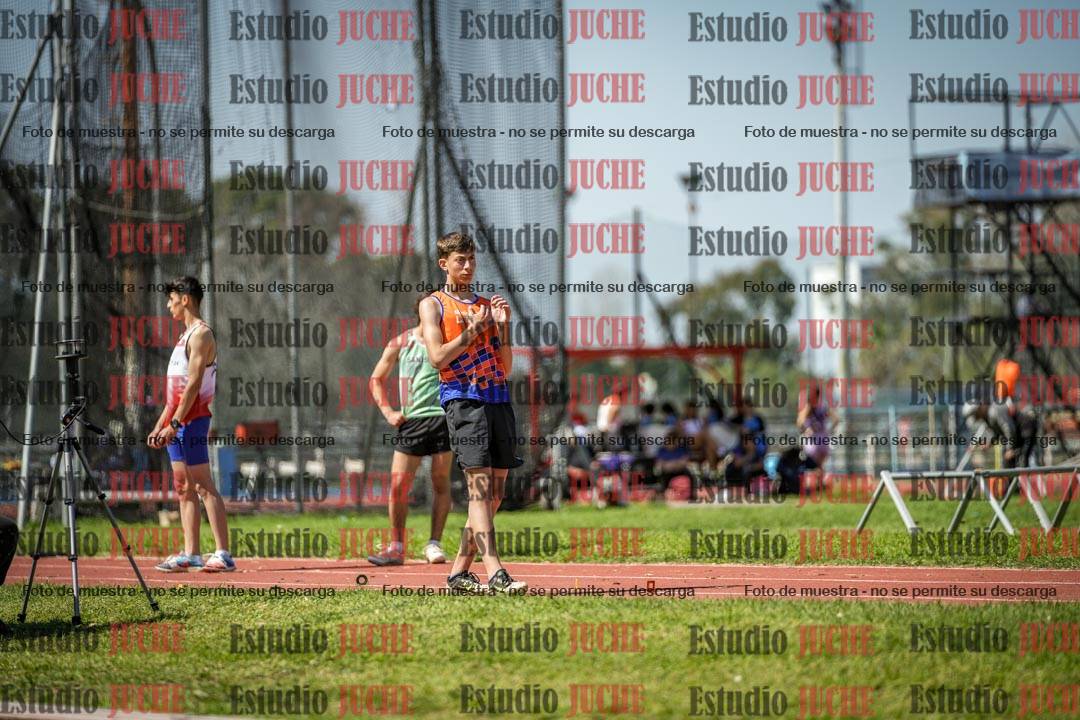 Fotos del salto en largo de varones - (incluye octatlón)