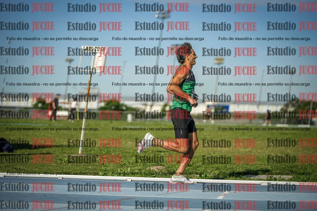 Fotos de los 1500 m llanos de varones