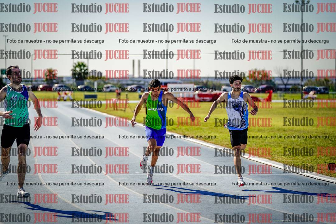 Fotos de los 400 m llanos de varones