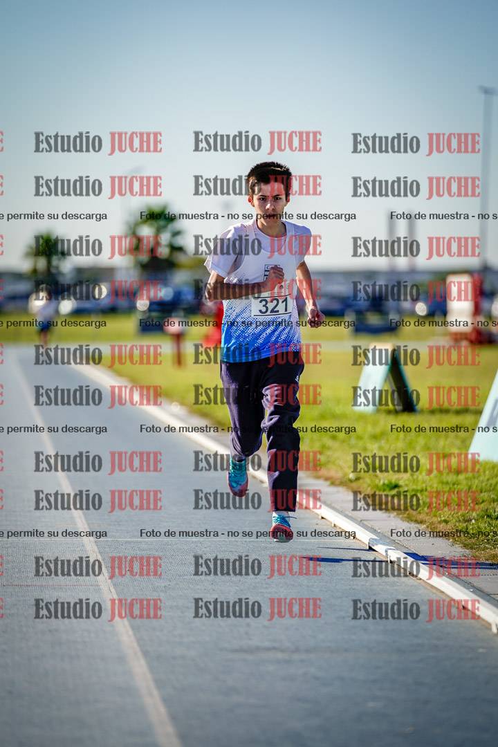 Fotos de los 2000 m llanos de varones