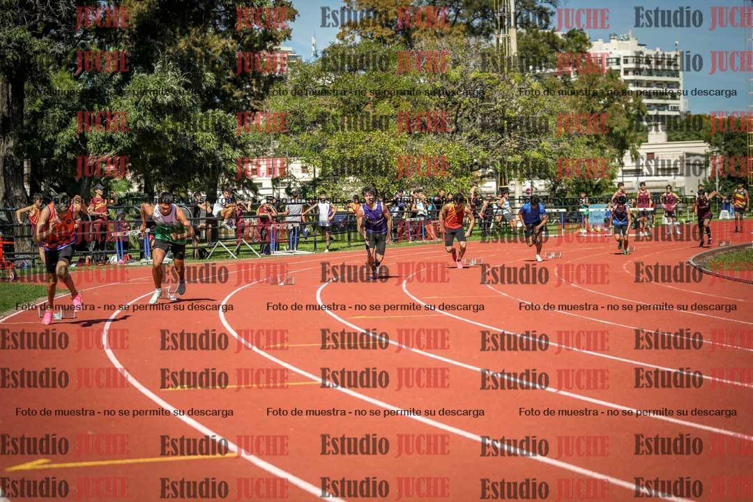 Fotos de los 200 m llanos de varones
