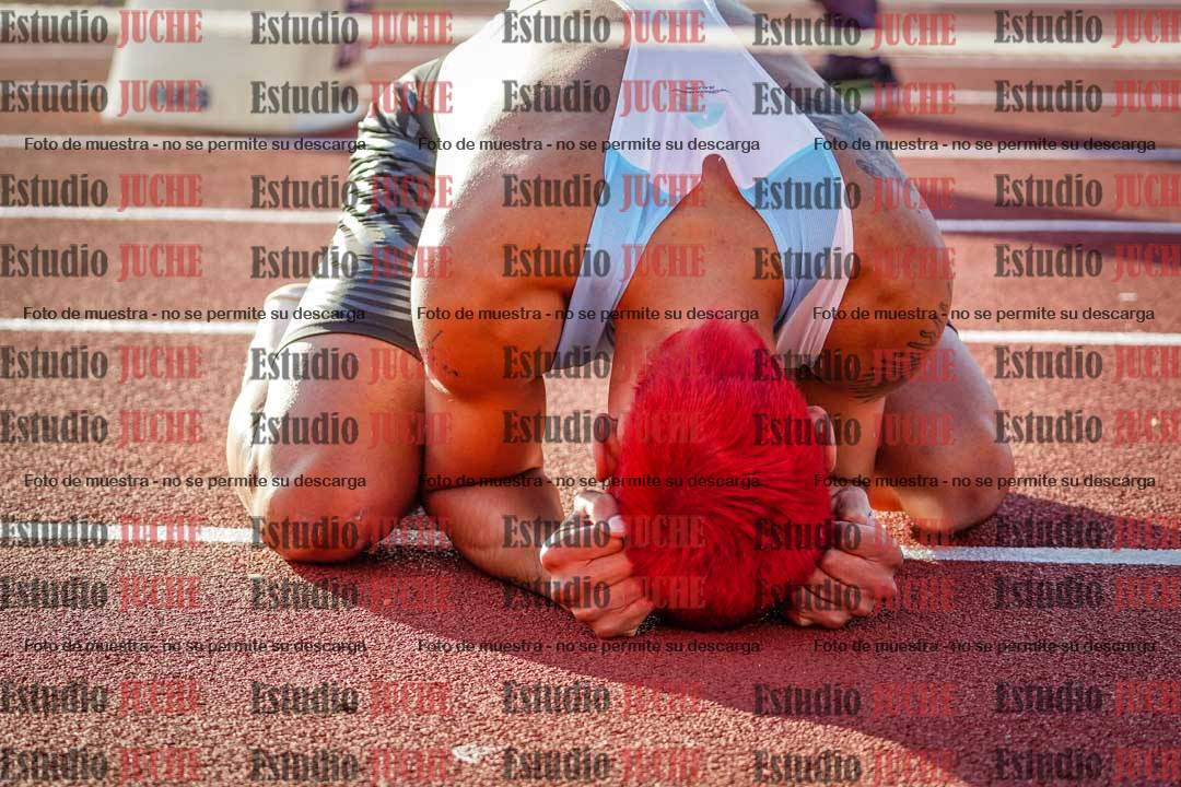 Fotos de algunos extras y podios del día 2