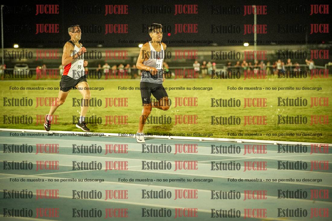Fotos de los 3000 m llanos de varones