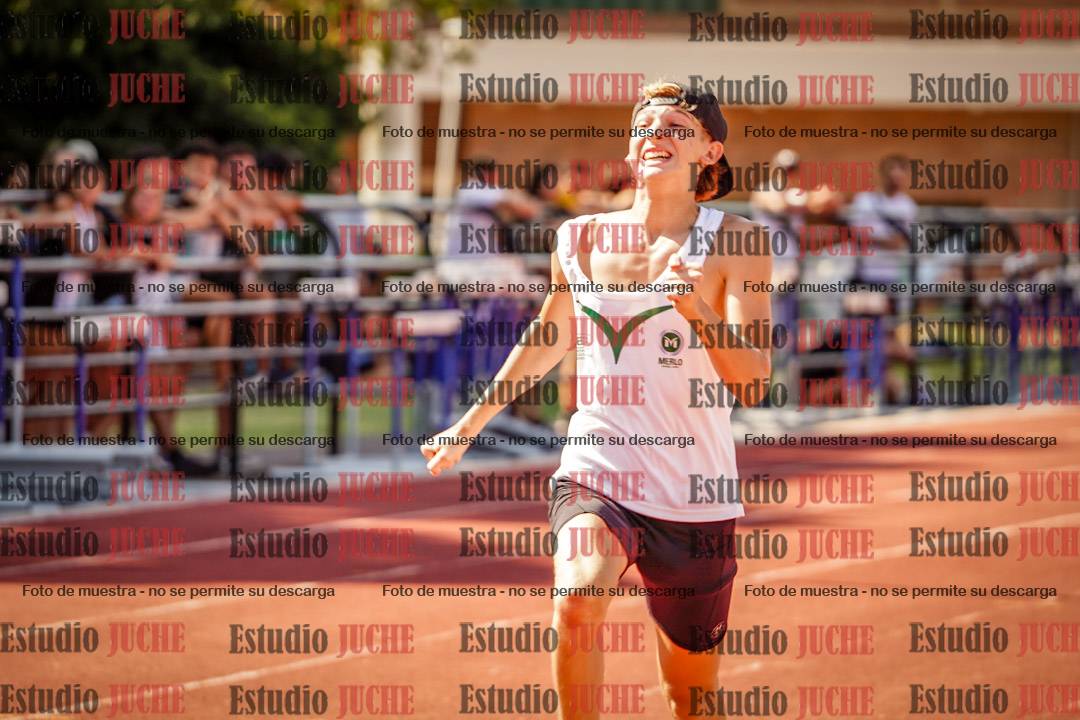 Fotos de los 400 m llanos de varones