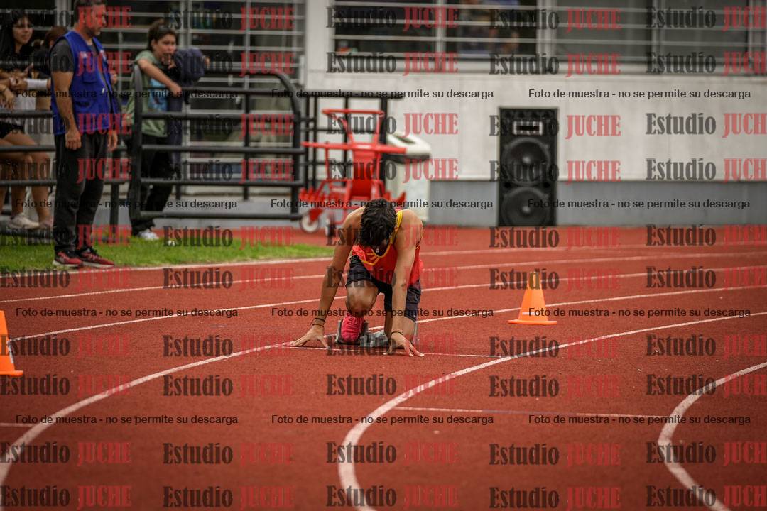 Fotos de los 400 m llanos de varones