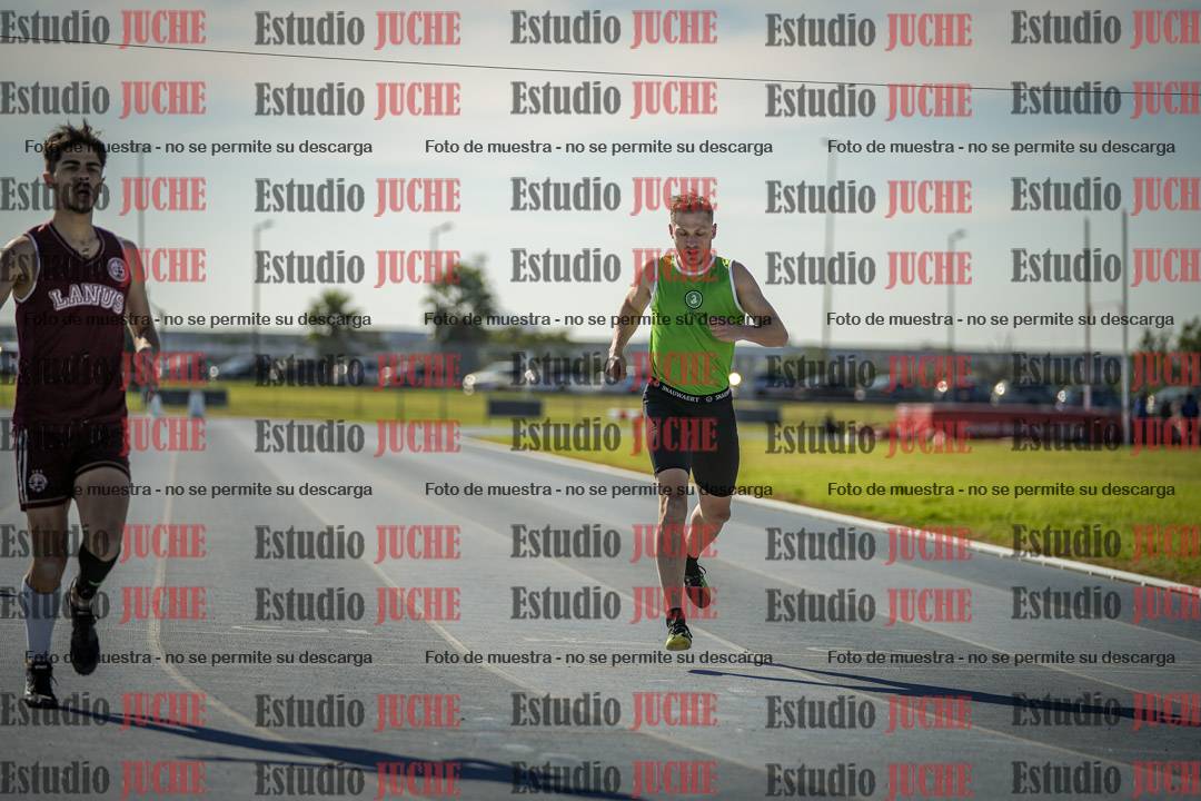 Fotos de los 400 m llanos de varones