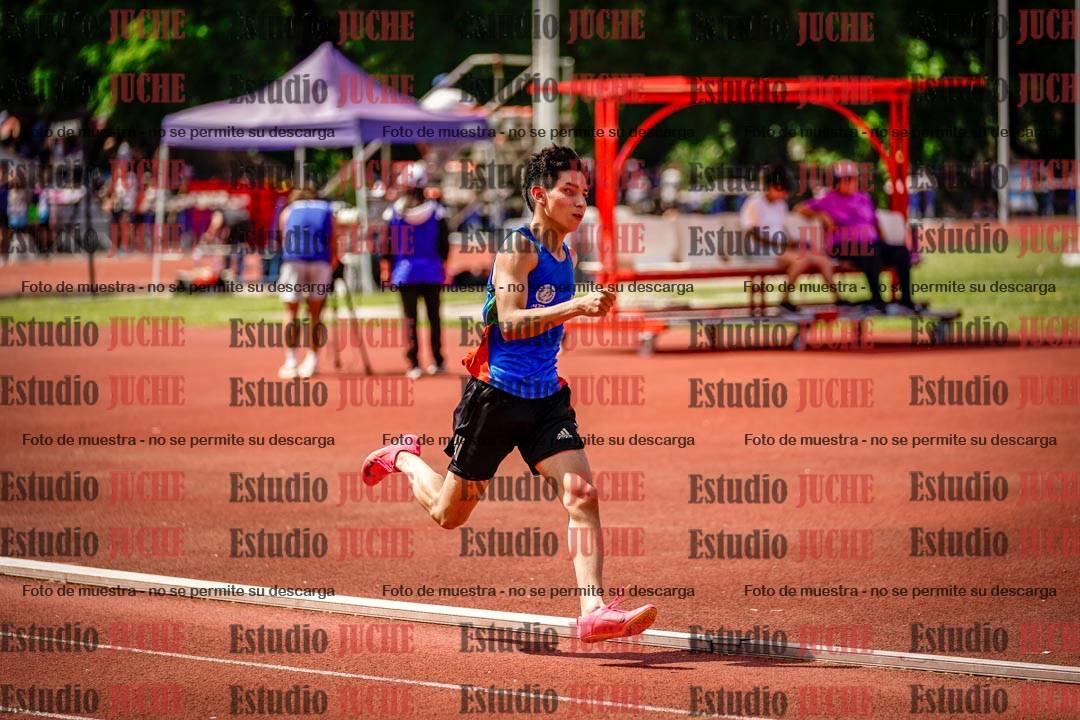 Fotos de los 400 m llanos de varones