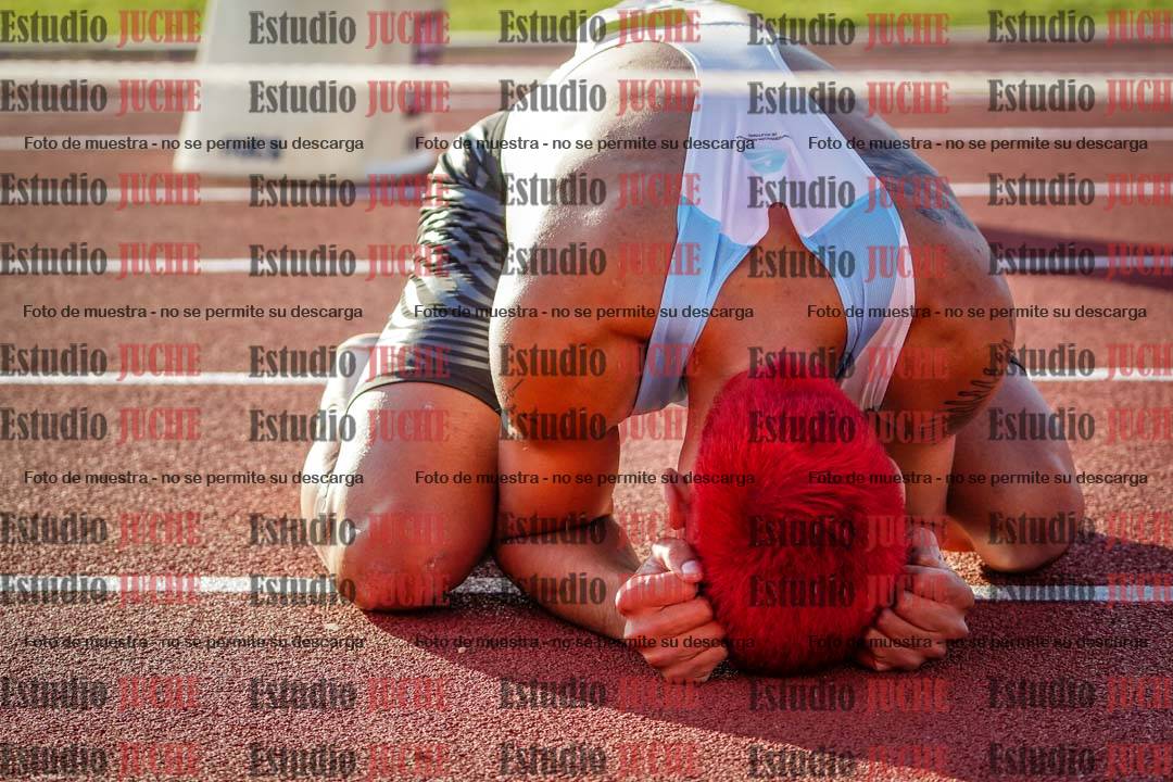 Fotos de algunos extras y podios del día 2