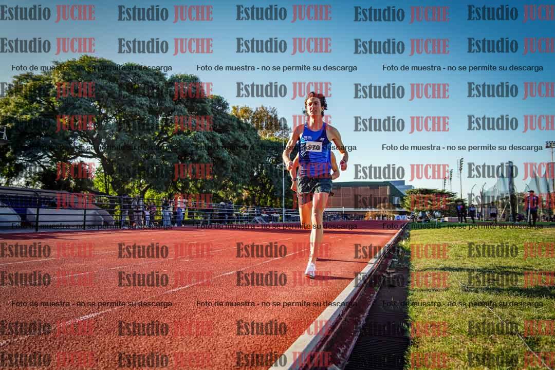 Fotos de los 3000 m llanos de varones