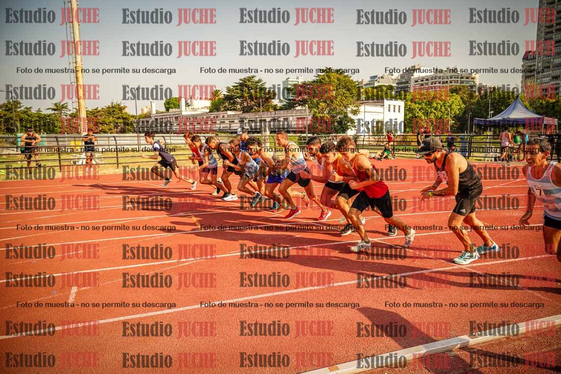 Fotos de los 1500 m llanos de varones