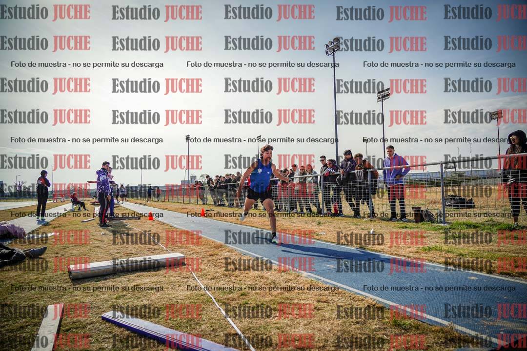 Fotos del salto triple de varones