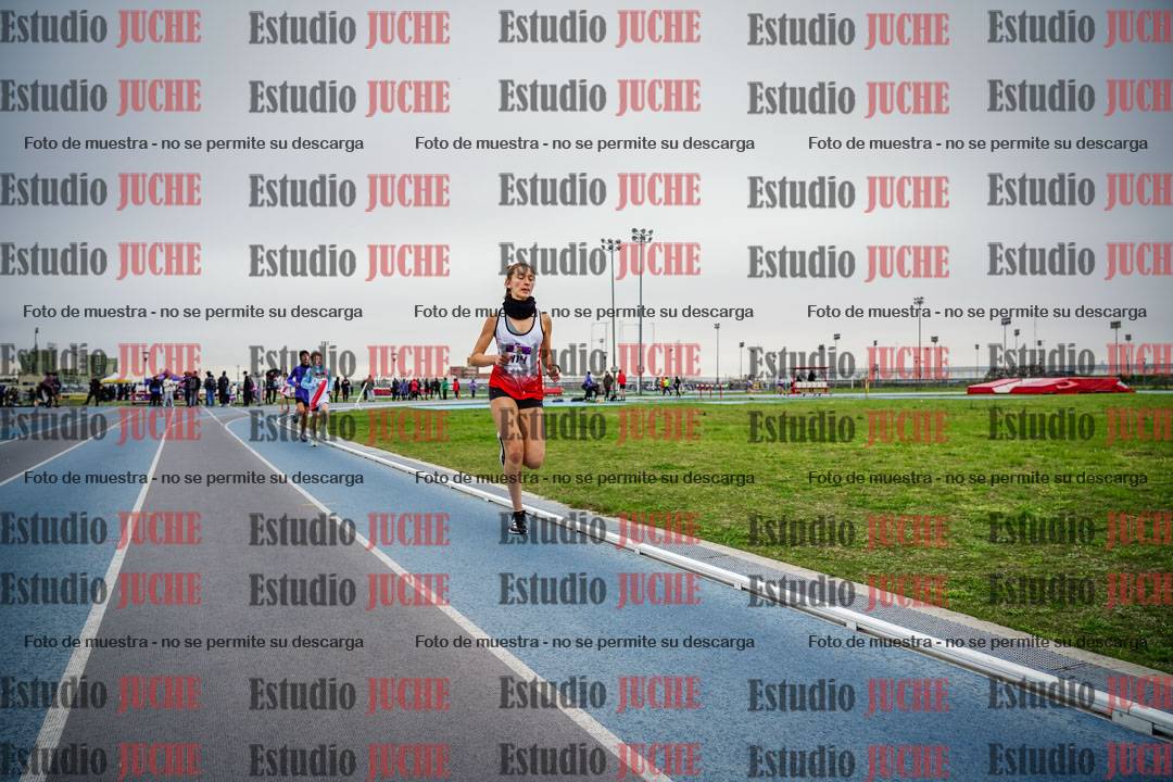Fotos de los 2000 m llanos de mujeres U14 y U17 - varones U14
