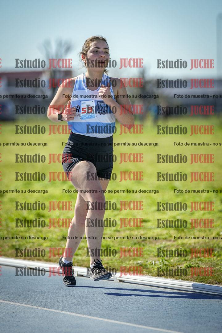 Fotos de los 5000 m llanos de mujeres y varones