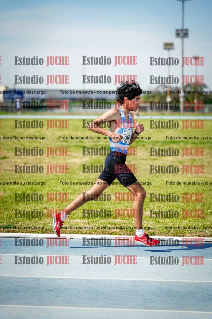 Fotos de los 3000 m llanos de varones