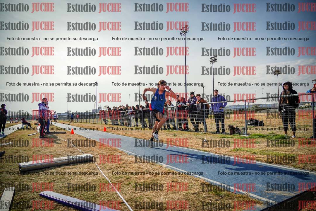 Fotos del salto triple de varones