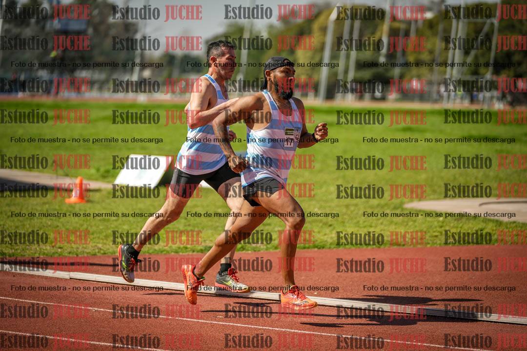 Fotos de los 1500 m llanos de varones