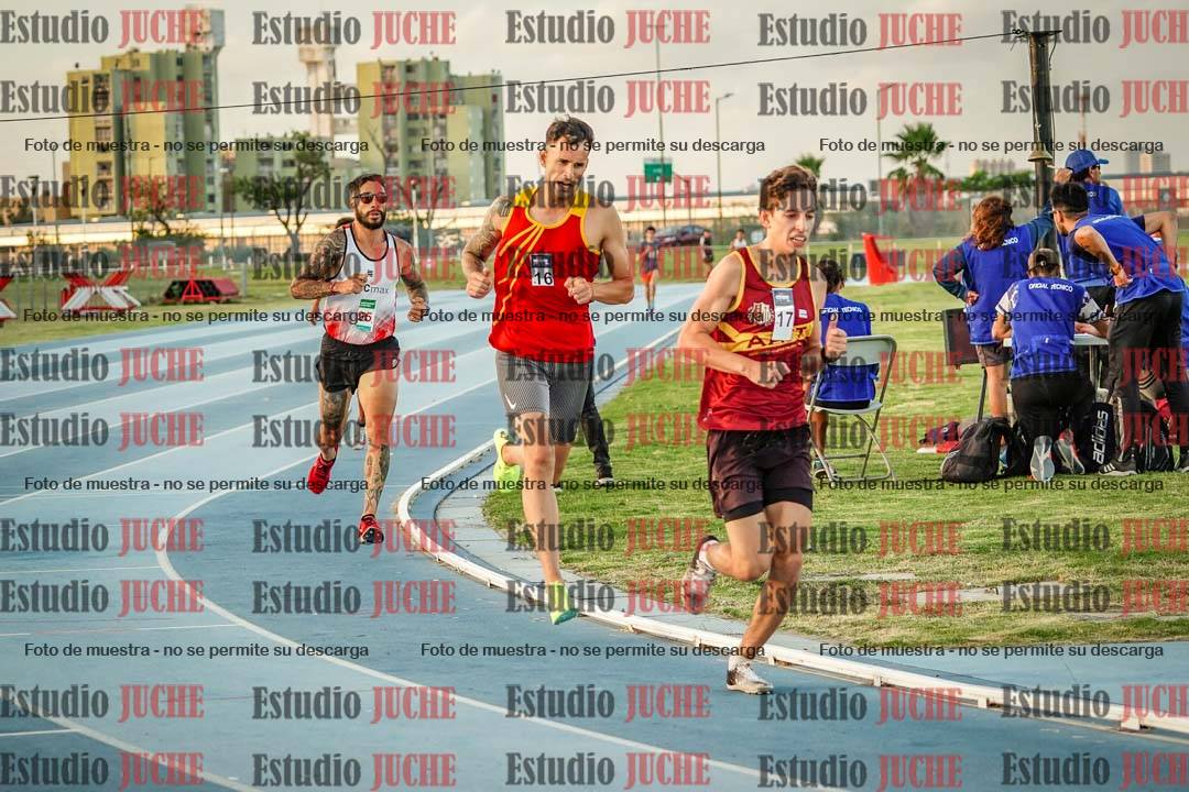 Fotos de los 3000 m llanos de varones
