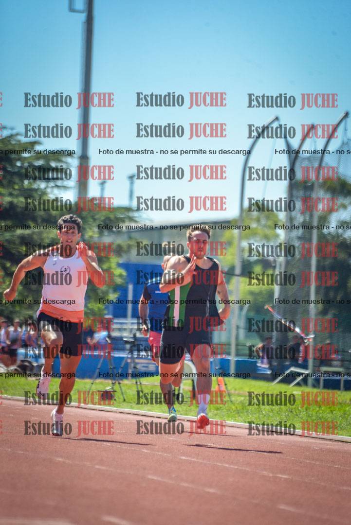 Fotos de los 100 m llanos de varones
