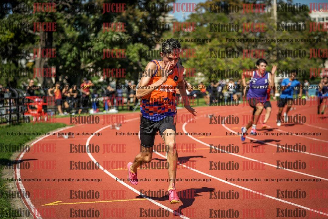 Fotos de los 200 m llanos de varones