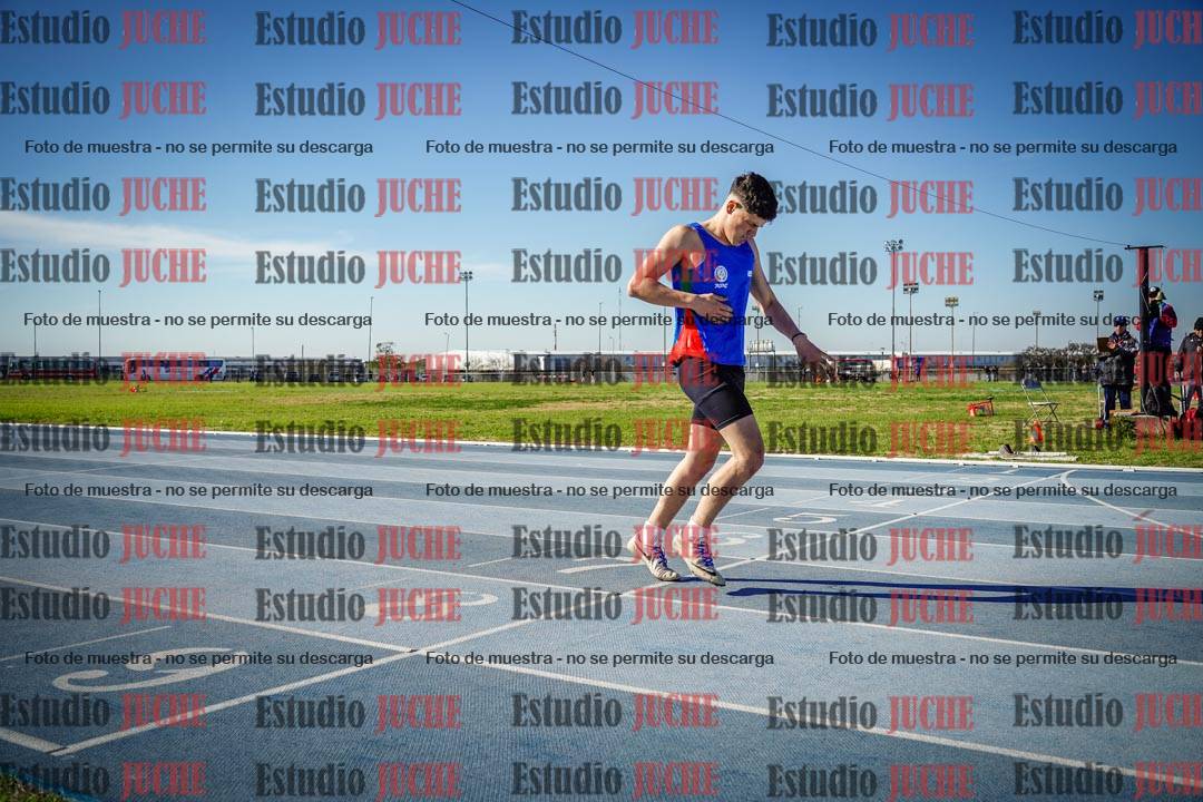 Fotos de los 400 m llanos de varones