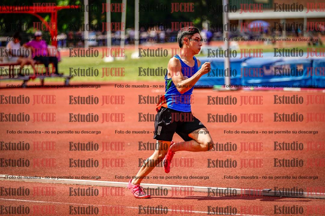 Fotos de los 400 m llanos de varones